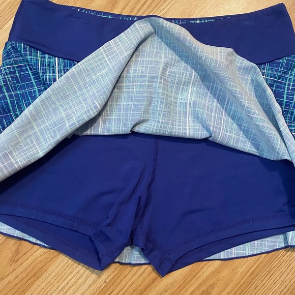 NWOT K SWISS Tennis / Golf skirt - Picture 4 of 4